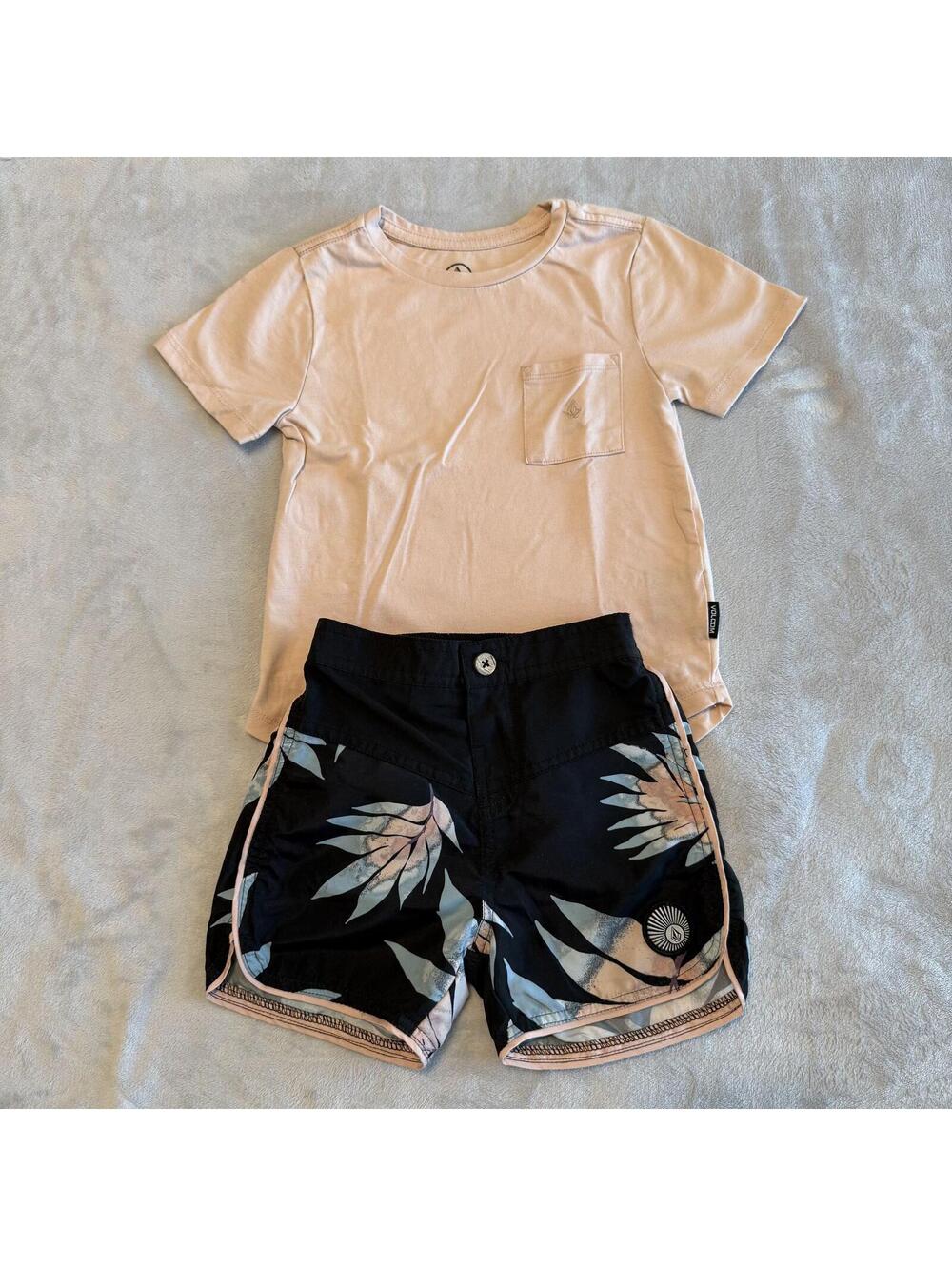 Volcom Two-Piece Short Sleeve Tee and Printed Shorts Set 4T